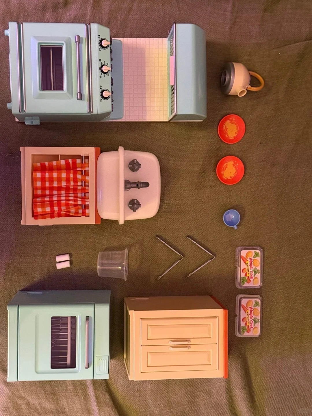 ชุดครัวมินิแบรนด์ส์ ซูรู เมจิก - Kitchen Appliances Brand บทวิจารณ์และราคา
